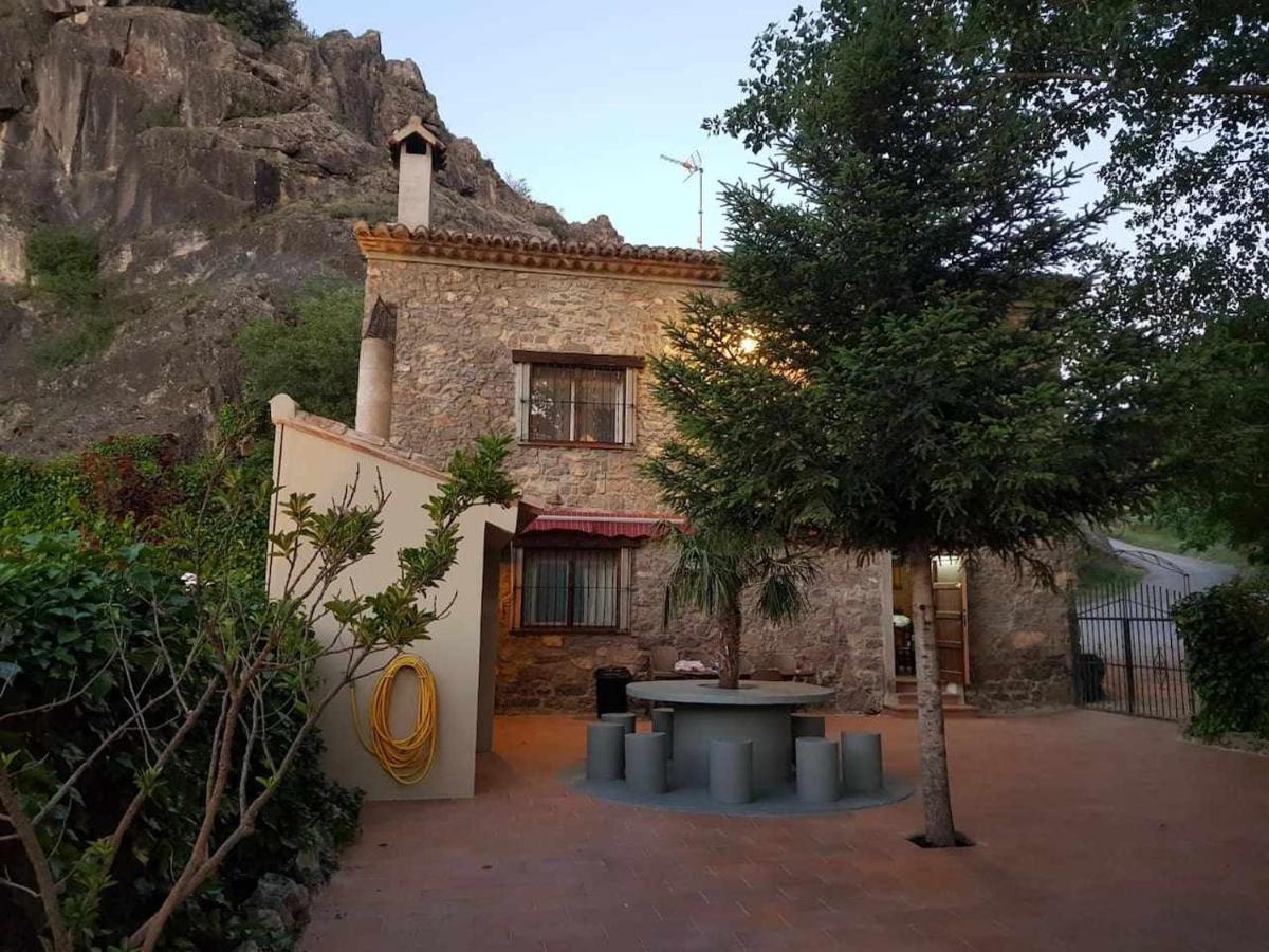 Casa Rural Villa Pilar Альбентоса Экстерьер фото